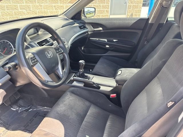 Used 2011 Gray Honda LX image 16