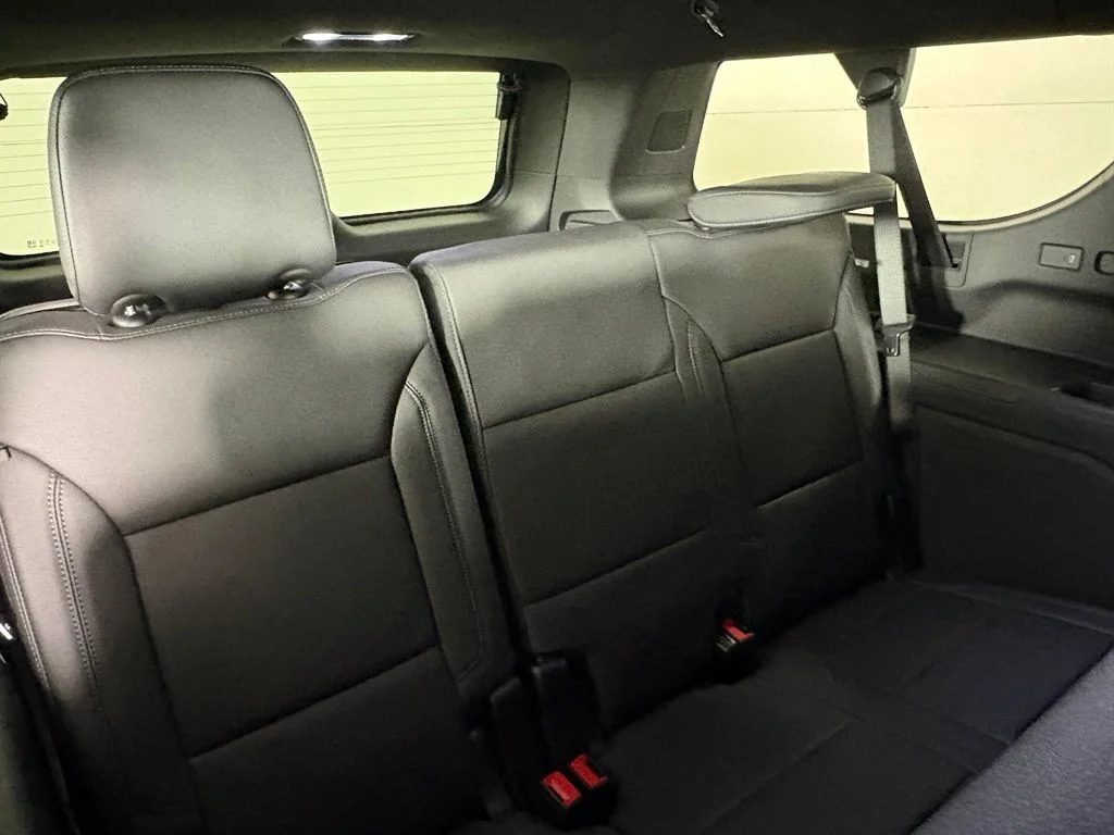 Used 2026 Gray Chevrolet Z71 image 18