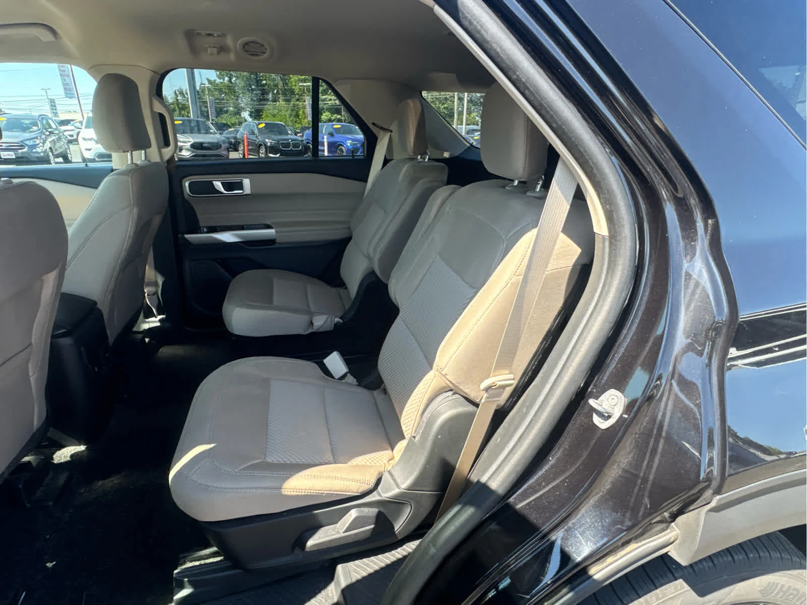 Used 2023 Agate Black Metallic Ford XLT image 24