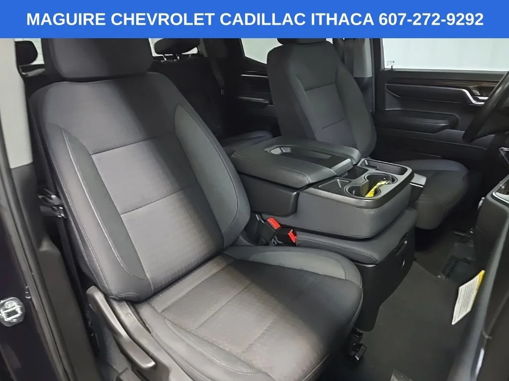 Used 2022 Titanium Rush Metallic GMC Elevation image 14