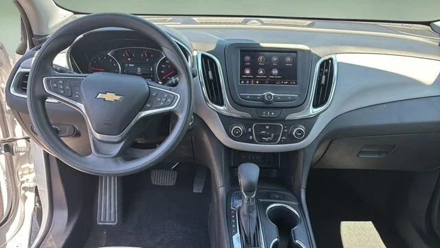 Used 2023 Summit White Chevrolet LT image 17