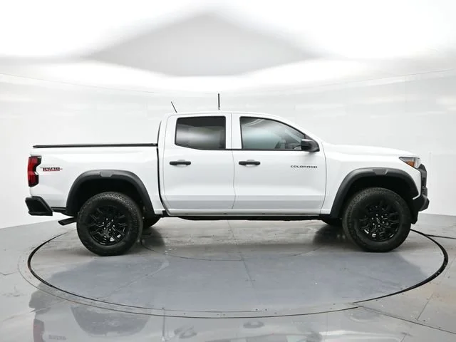 Used 2024 Summit White Chevrolet Trail Boss image 8