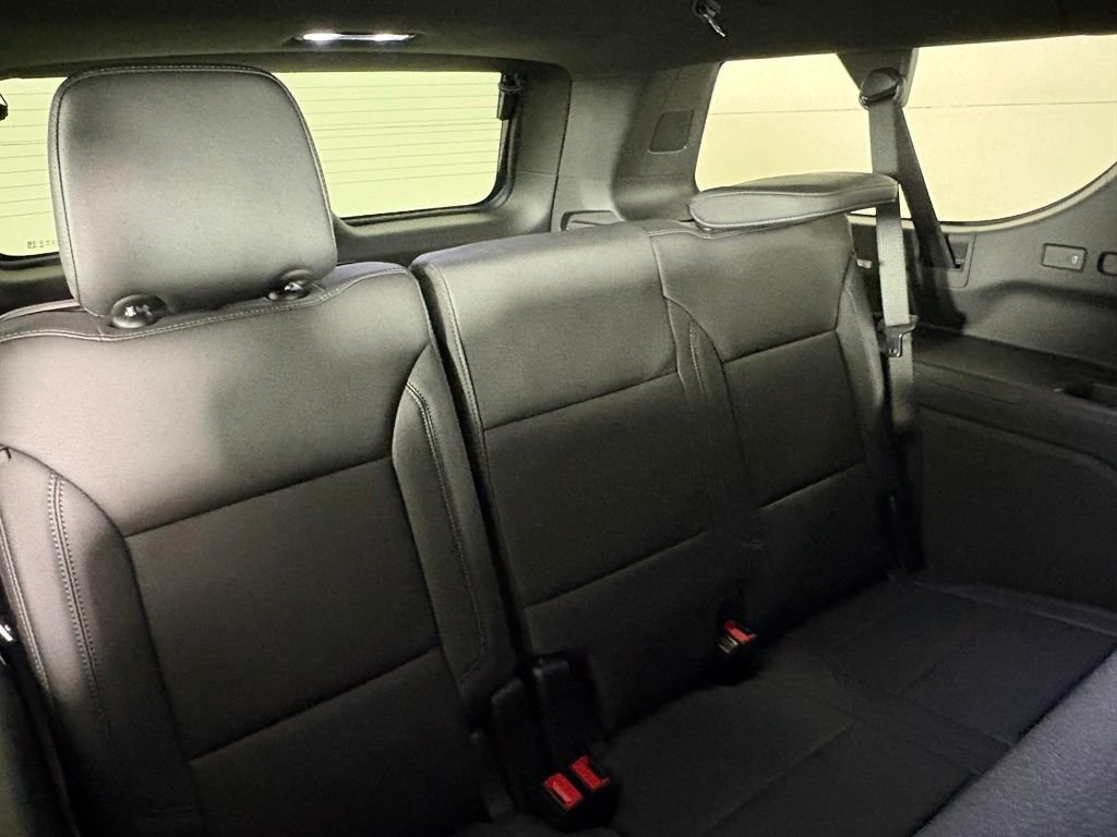 Used 2026 Gray Chevrolet Z71 image 18