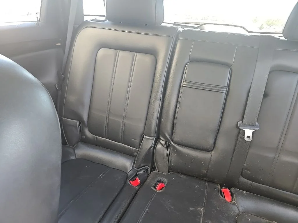 Used 2013 Black Chevrolet LT image 3