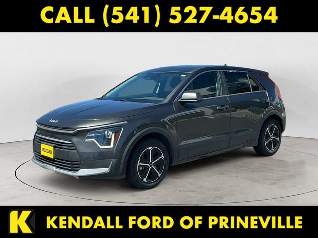 Used 2023 Gray Kia LX image 1