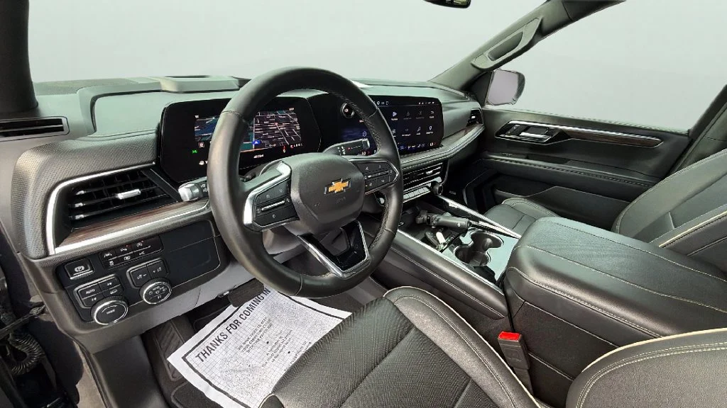 2025 Chevrolet Suburban Premier - Photo 19