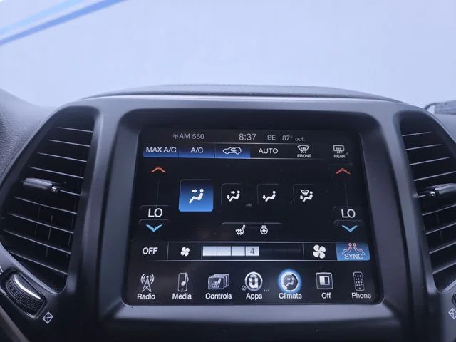 Used 2017 White Jeep Limited image 18