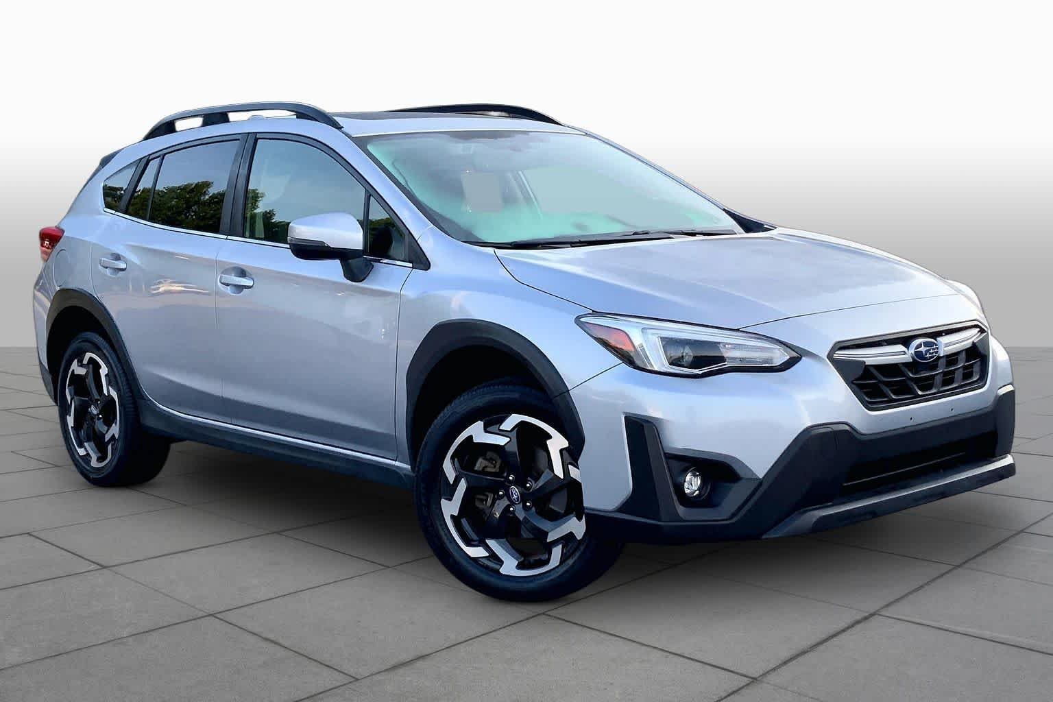 Used 2023 Ice Silver Metallic Subaru Limited image 4