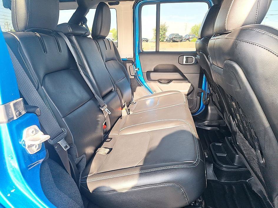 Used 2021 Hydro Blue Pearlcoat Jeep Unlimited Rubicon image 22