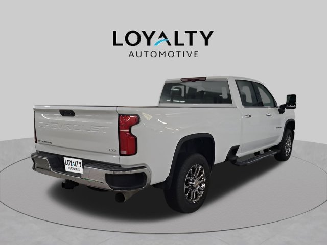 Used 2026 Summit White Chevrolet LTZ image 12