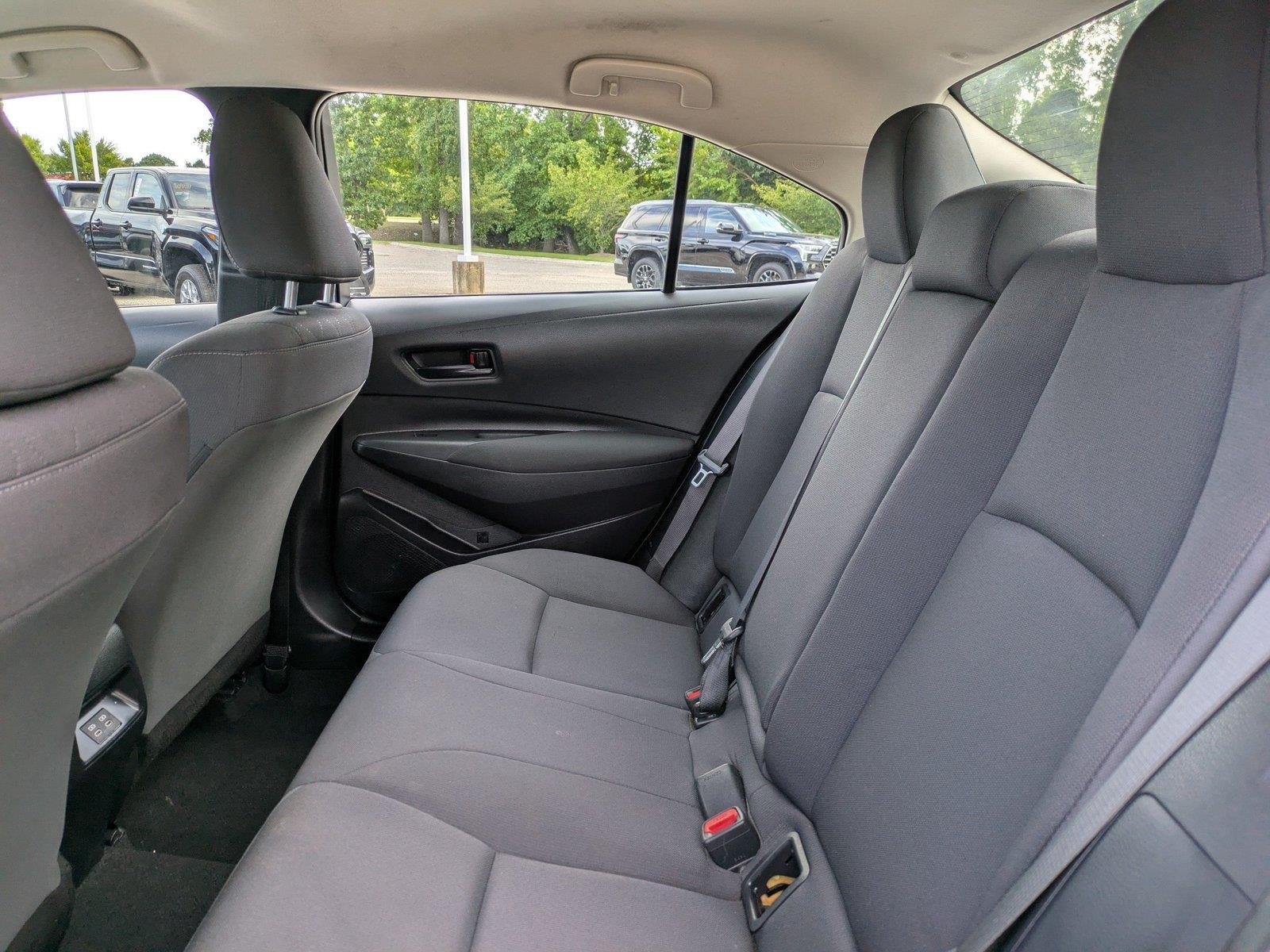 Used 2024  Toyota LE image 13