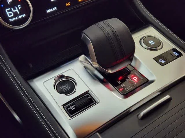 2026 Jaguar F-Pace R-Dynamic S - Photo 20