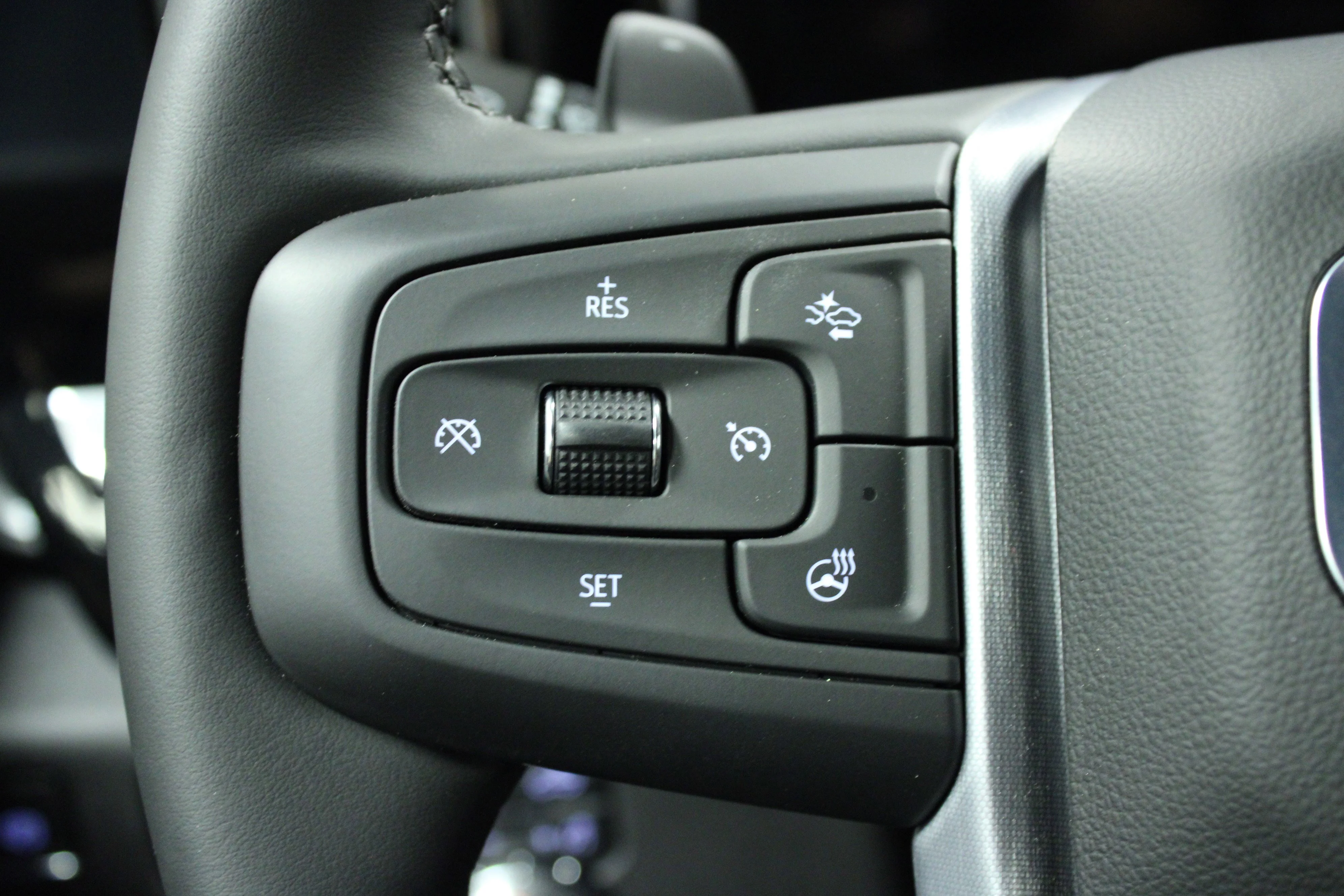 New 2025 Onyx Black GMC Elevation image 20