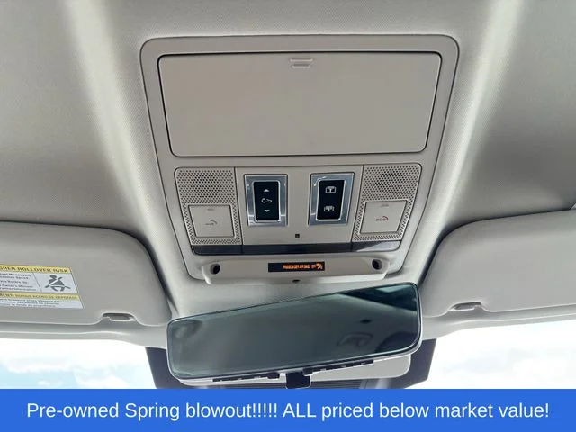 Used 2020 Gray Land Rover HSE image 32