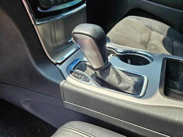 Used 2021 Gray Jeep Laredo X image 24