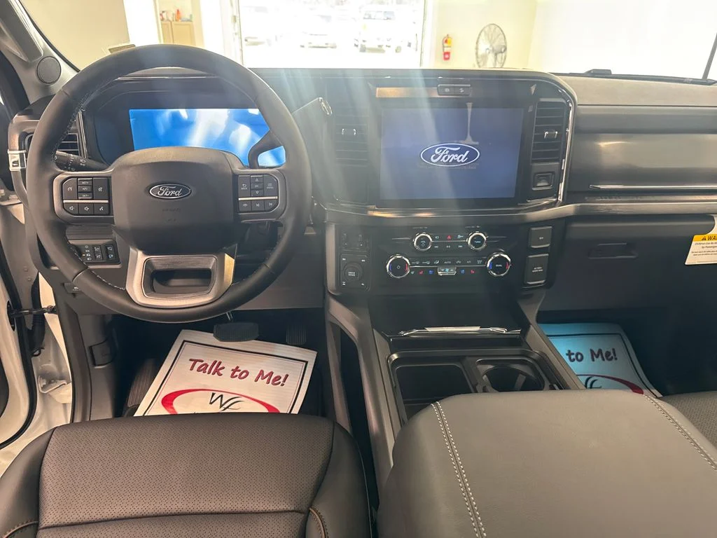 New 2027 Star White Metallic Tri-Coat Ford F-350® Lariat® image 16
