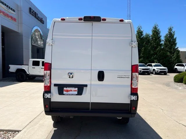 Used 2025 White Ram High Roof image 4
