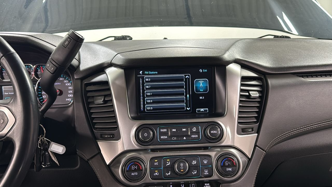 Used 2019 Gray Chevrolet LT image 10