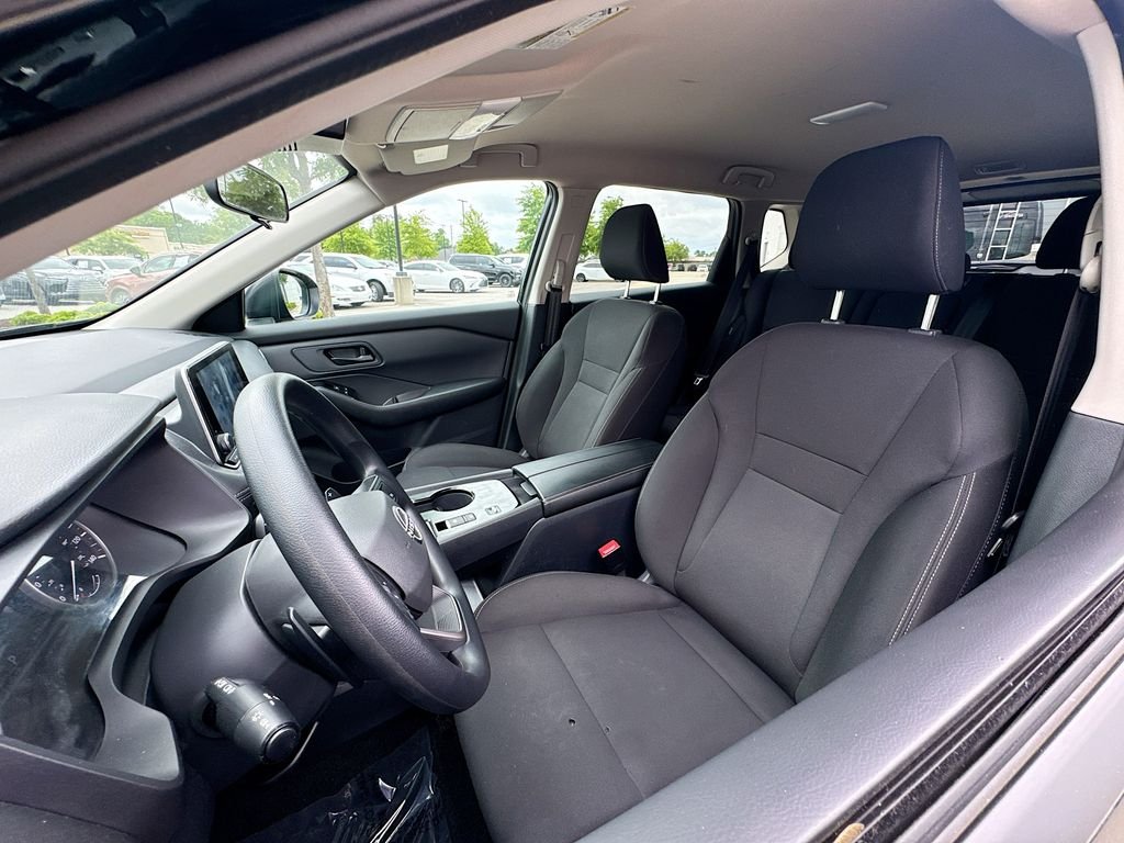 Used 2025 Black Nissan S image 10