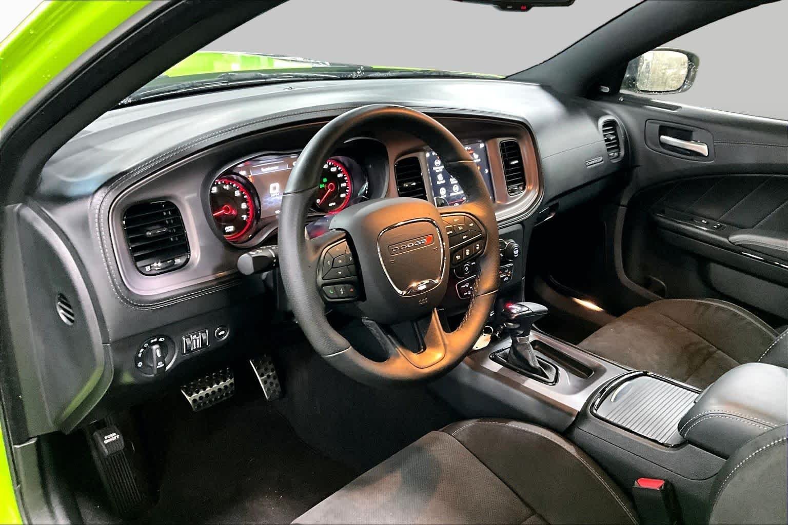 Used 2023 Sublime Metallic Clearcoat Dodge R/T image 17