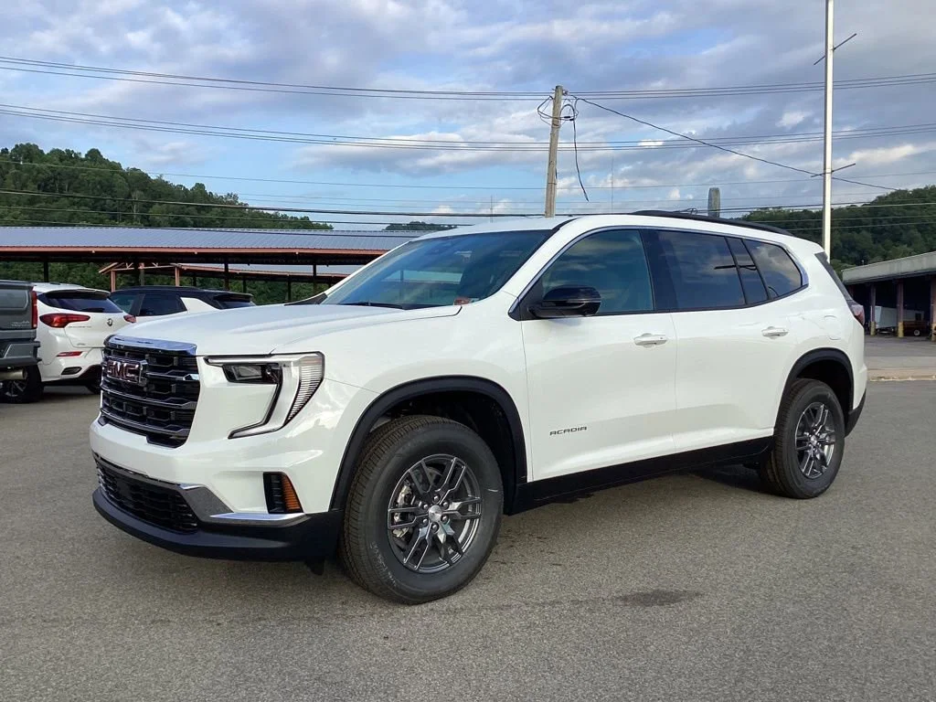 2025 GMC Acadia Elevation FWD's photo