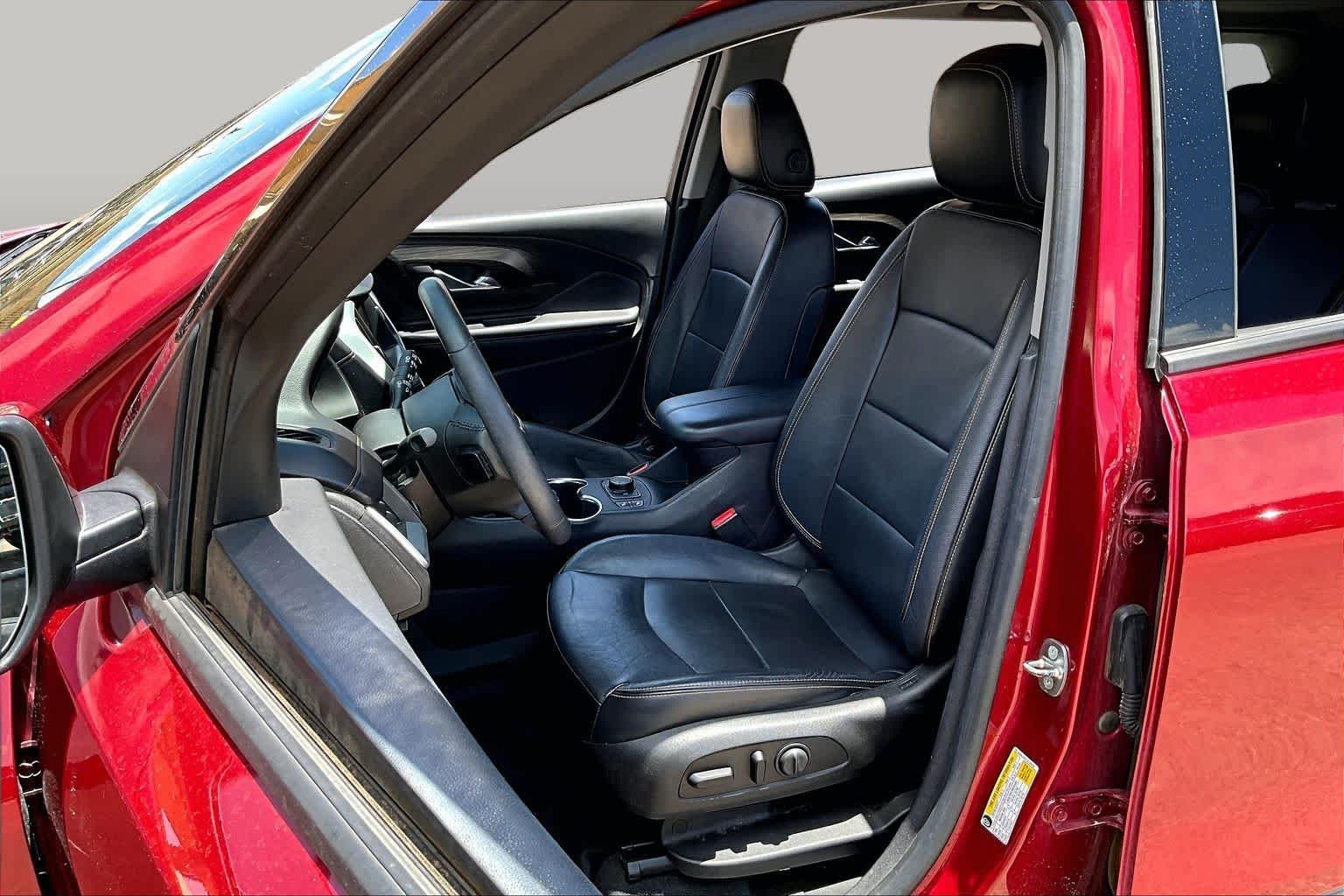 Used 2018 Red Quartz Tintcoat GMC SLT image 8