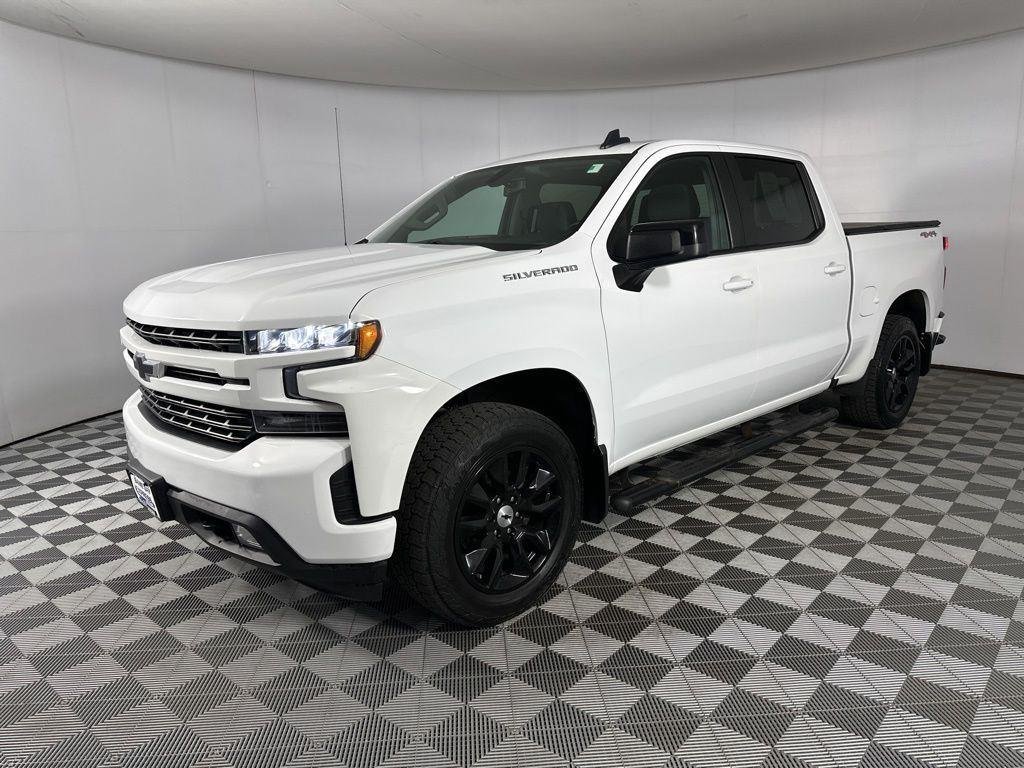 Used 2019 Summit White Chevrolet RST image 5