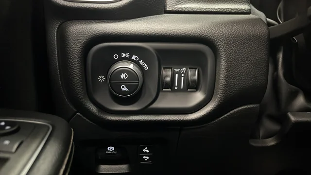 Used 2023 Bright White Clearcoat Ram Laramie image 33
