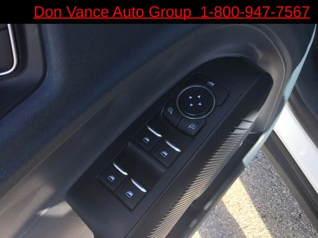 Used 2025 White Ford XL image 11