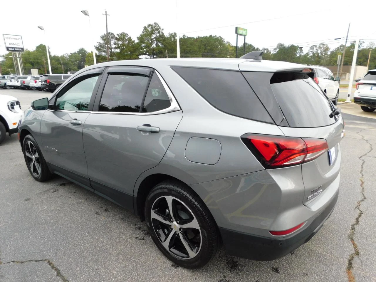 Used 2024 Sterling Gray Metallic Chevrolet FWD 4DR LT W/1LT image 6