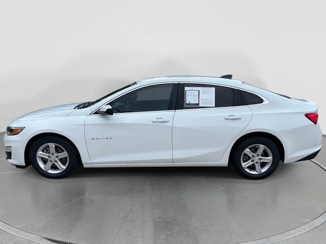 Used 2020 White Chevrolet LS image 7