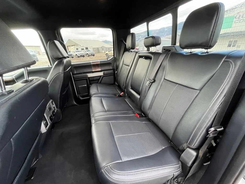 Used 2022 White Ford Lariat image 14