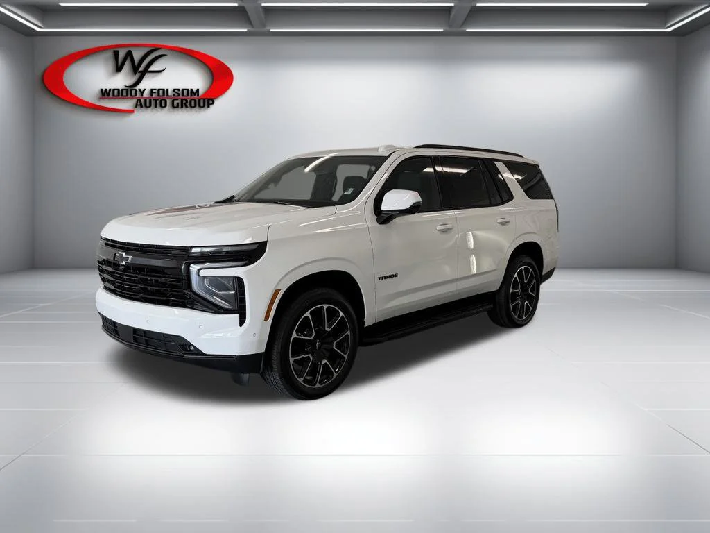 New 2026 Summit White Chevrolet RST image 3