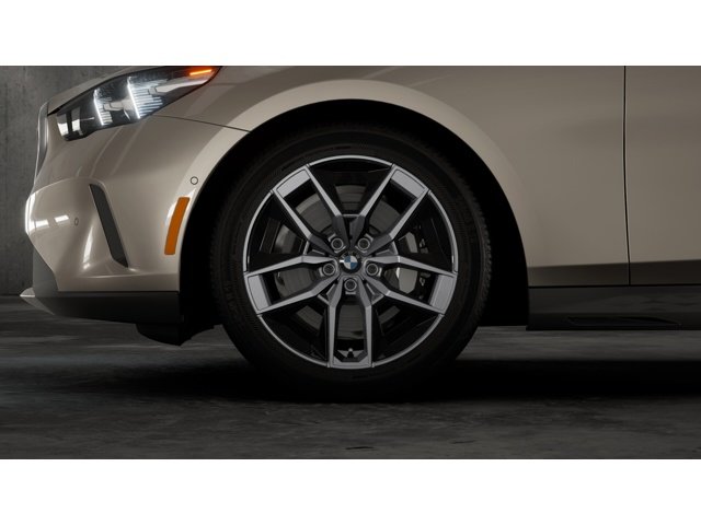 New 2027 Oxide Grey Metallic BMW 530i xDrive image 7
