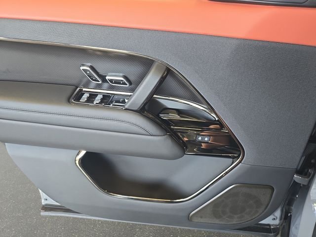 Certified Used 2025 Gray Land Rover SV Edition Two image 29