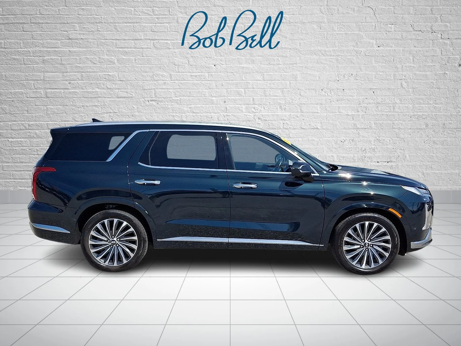 Used 2025 Emerald Hyundai Calligraphy image 7