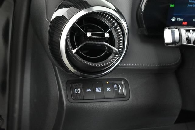 New 2027 Mosaic Black Metallic Chevrolet LT image 28