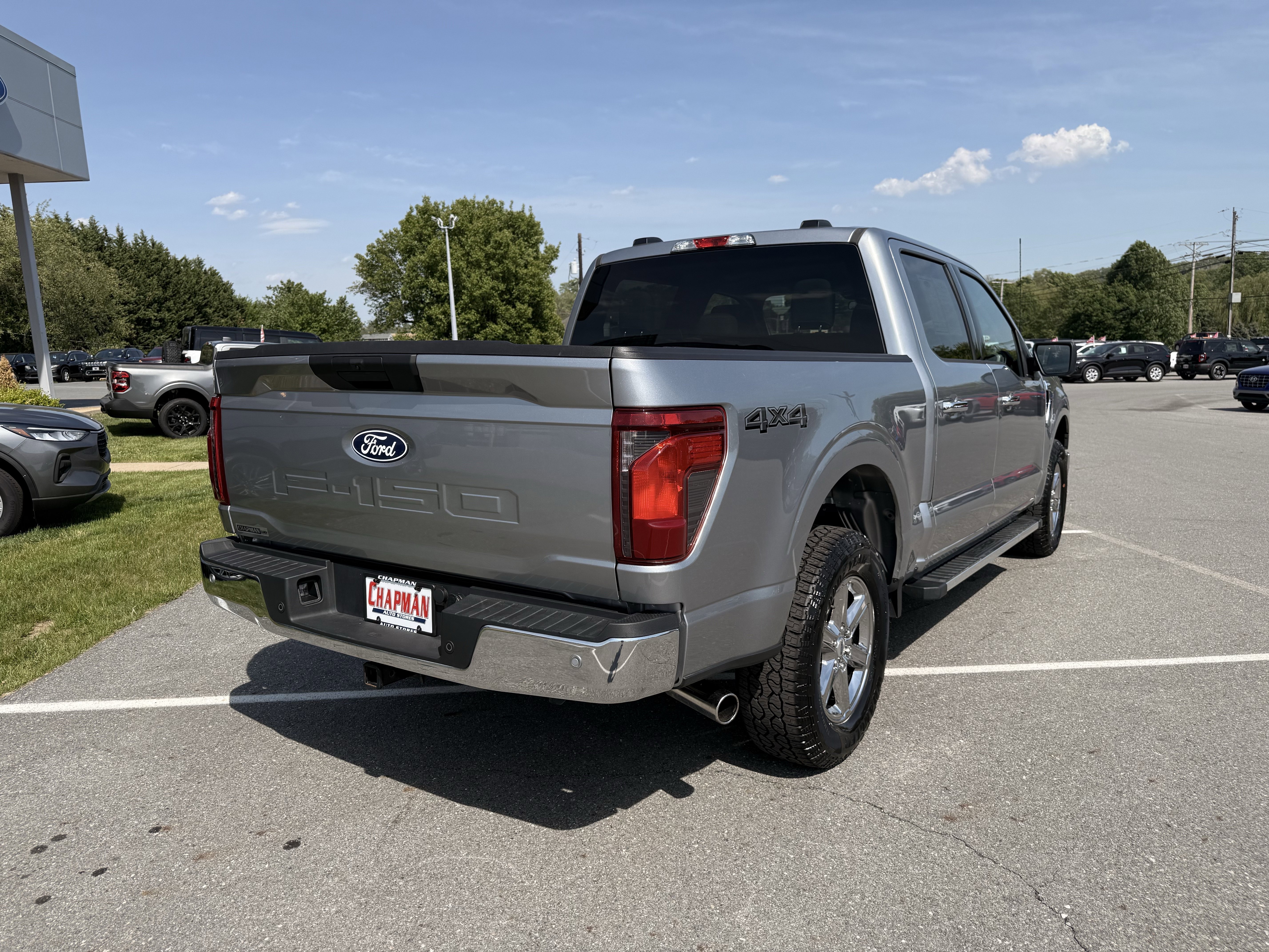 Used 2025 Silver Metallic Ford XLT image 7
