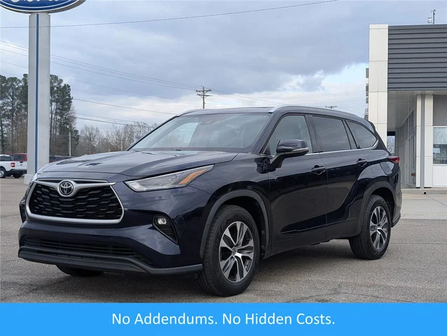 2022 Toyota Highlander XLE