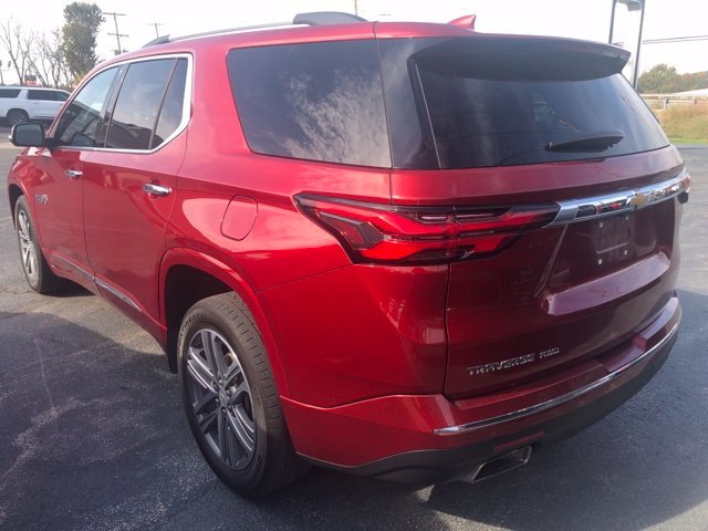 Used 2023 Red Chevrolet High Country image 9