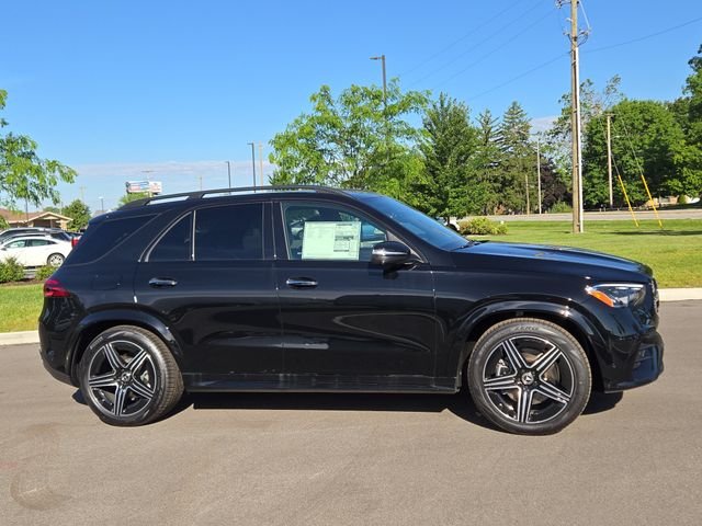 New 2026 Black Mercedes-Benz GLE580 image 2