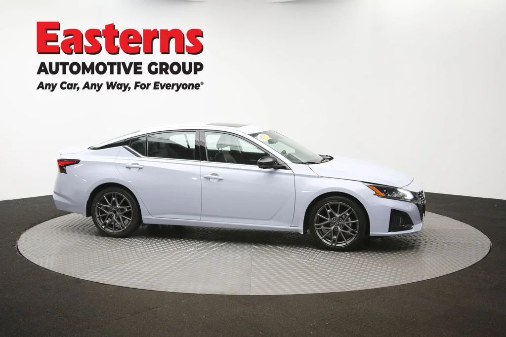 Used 2023 Gray Nissan 2.0 SR image 47