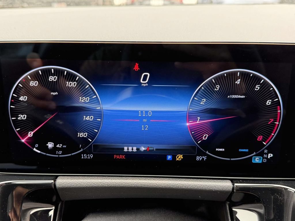 New 2026 Polar White Mercedes-Benz GLA 250 image 2