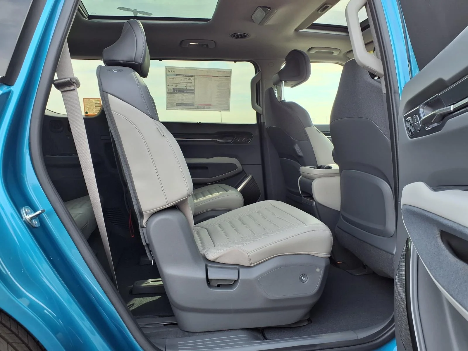 New 2026 Ocean Blue Kia Land image 18