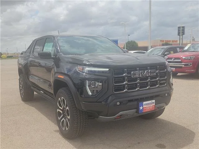 New 2026 Onyx Black GMC AT4 image 7