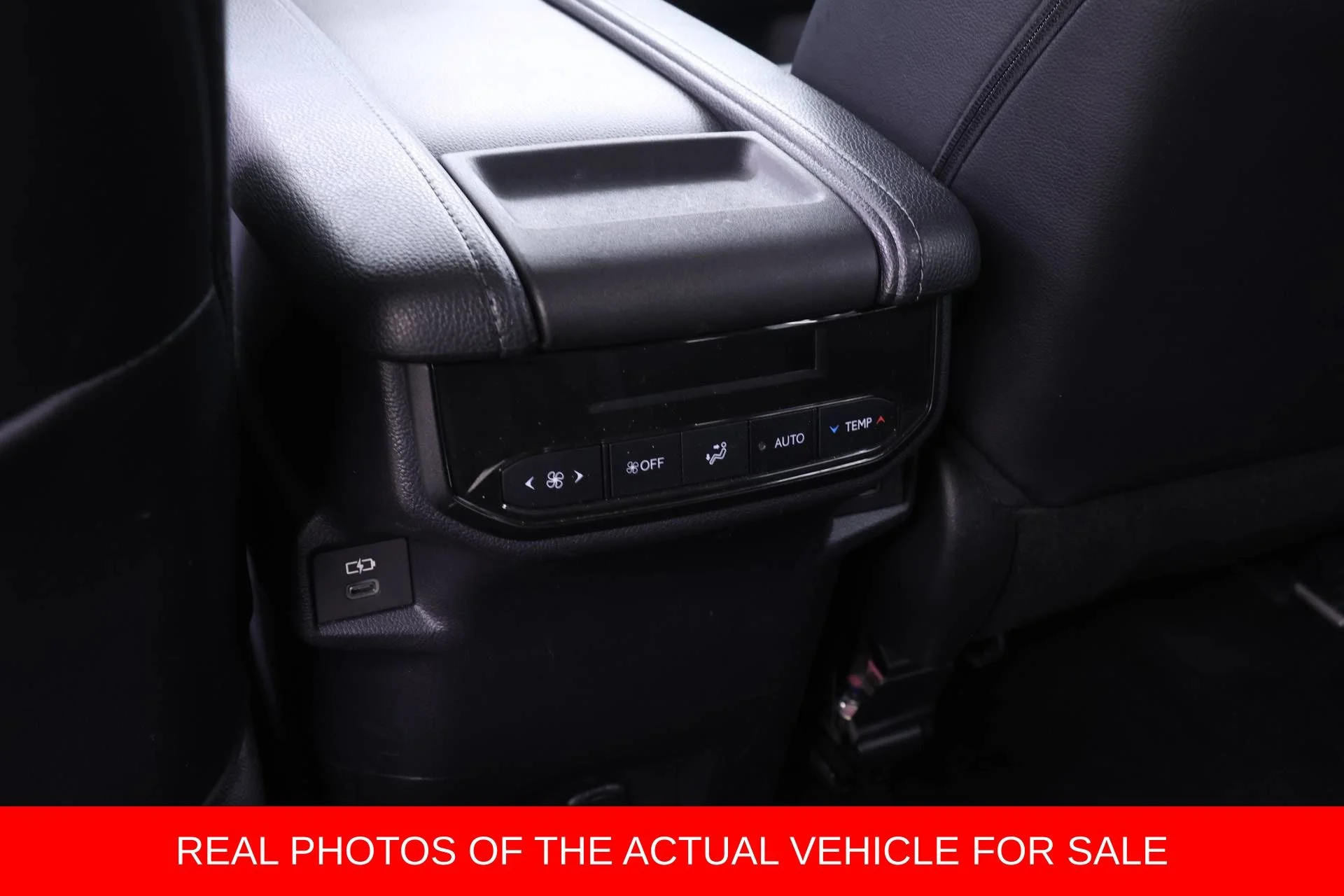 Used 2025 White Toyota XLE image 15