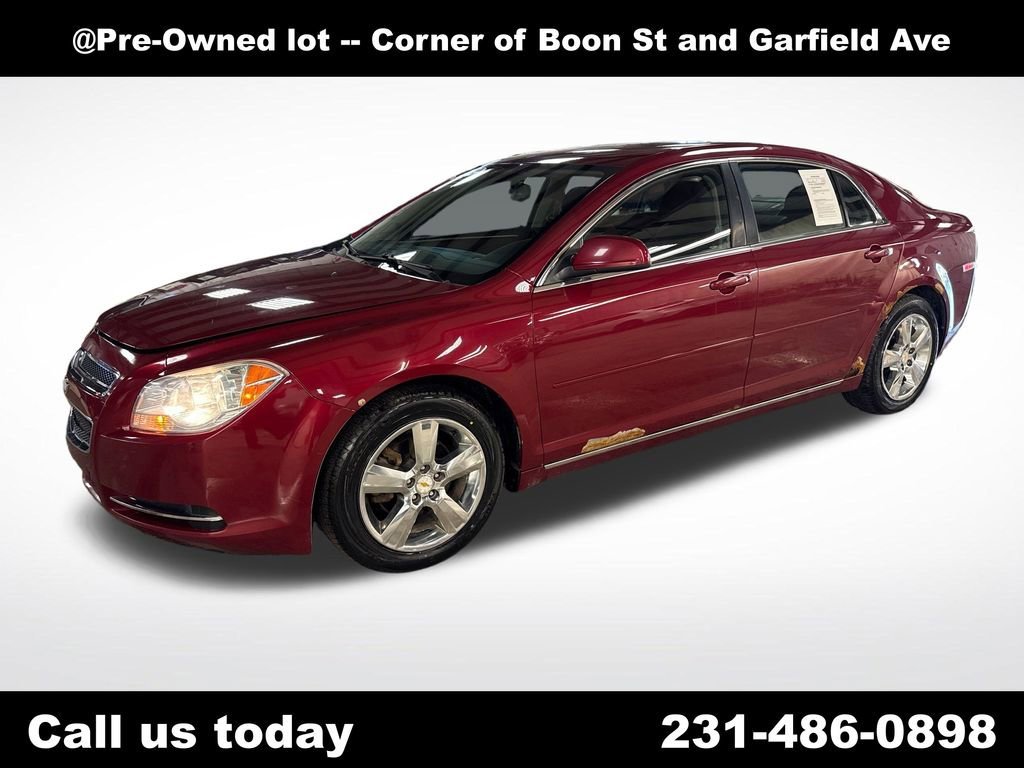 2011 Chevrolet Malibu's photo