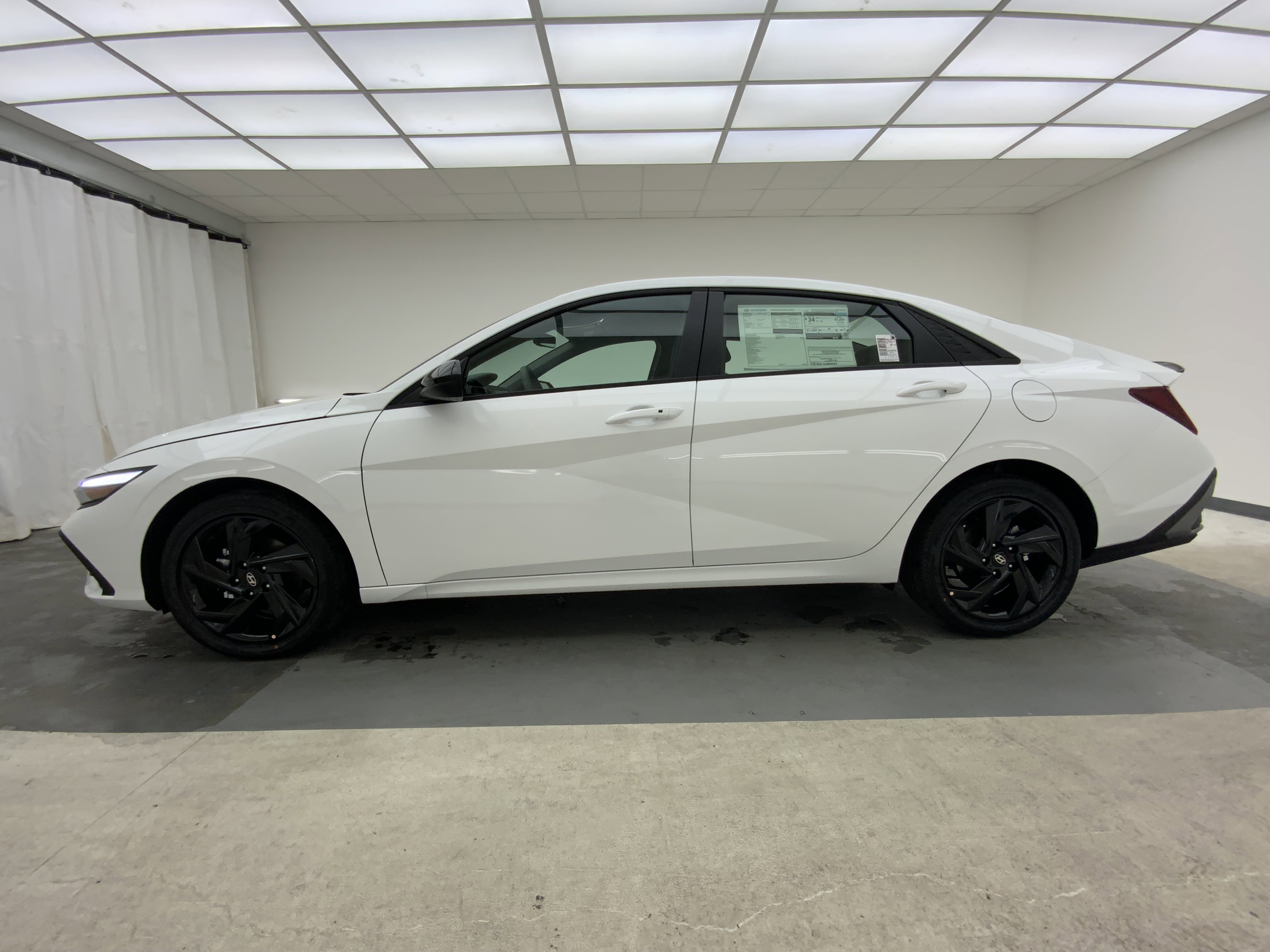 New 2026 Serenity White Hyundai SEL Sport image 2