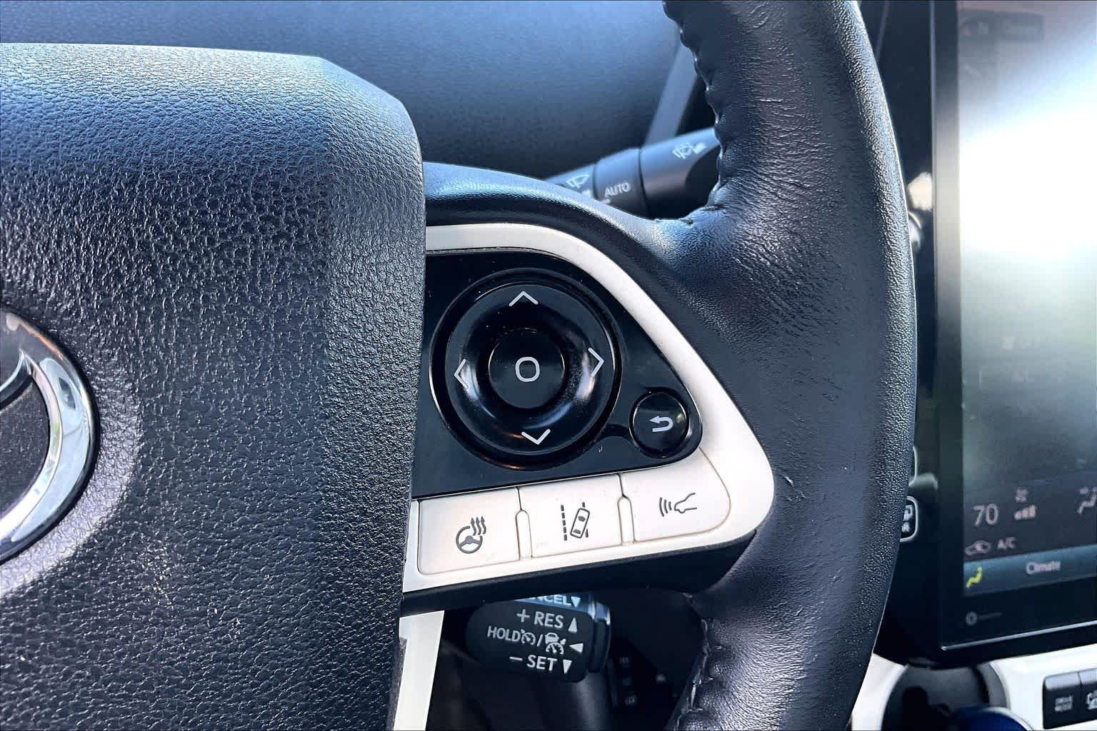 Certified Used 2017 Blue Magnetism Toyota Advanced image 23