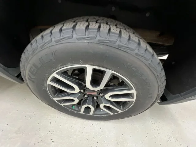 Used 2020 Gray GMC AT4 image 34